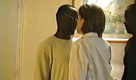 Toko Audrey bokep jepang xxx selingkuh Royal mengambil dua petugas LP cocks