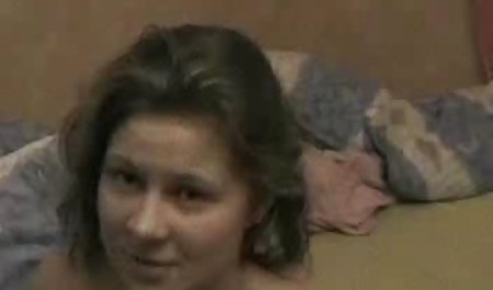 Curly haired babe Sarah biru mendapatkan menggedor untuk orgasme bokep jepang dipaksa di bus