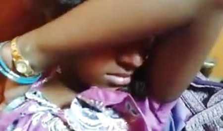 Asa Akira mainan lubang xxx jav jepang nya dengan Dildo