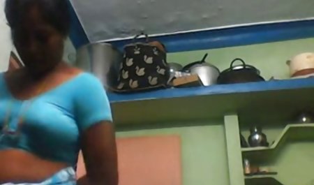 Hot kecantikan xxx jepang bis mainan Pantat mereka dengan mainan besar