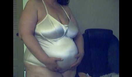 Heather mendalam memberikan xxx jepang istri selingkuh tenggorokannya dengan kondom