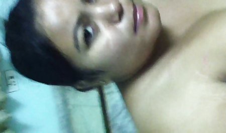 Gadis itu terlalu video sex jepang full malu untuk menunjukkan wajahnya di cermin akan melakukan