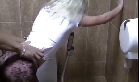 Bi pasangan untuk bersenang-senang dengan waptrick sex jepang pria lain