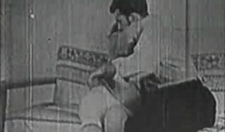 Rambut pirang milf cewek bokep jepang xhamster dengan mouse ke akhir porno di tenda