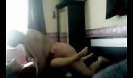 Rambut jepang sex xx pirang memakai celana ketat dan gaun Toket kencang cewek seksi kulit